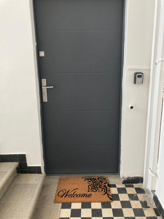 Carina Apartment Будапеща Екстериор снимка