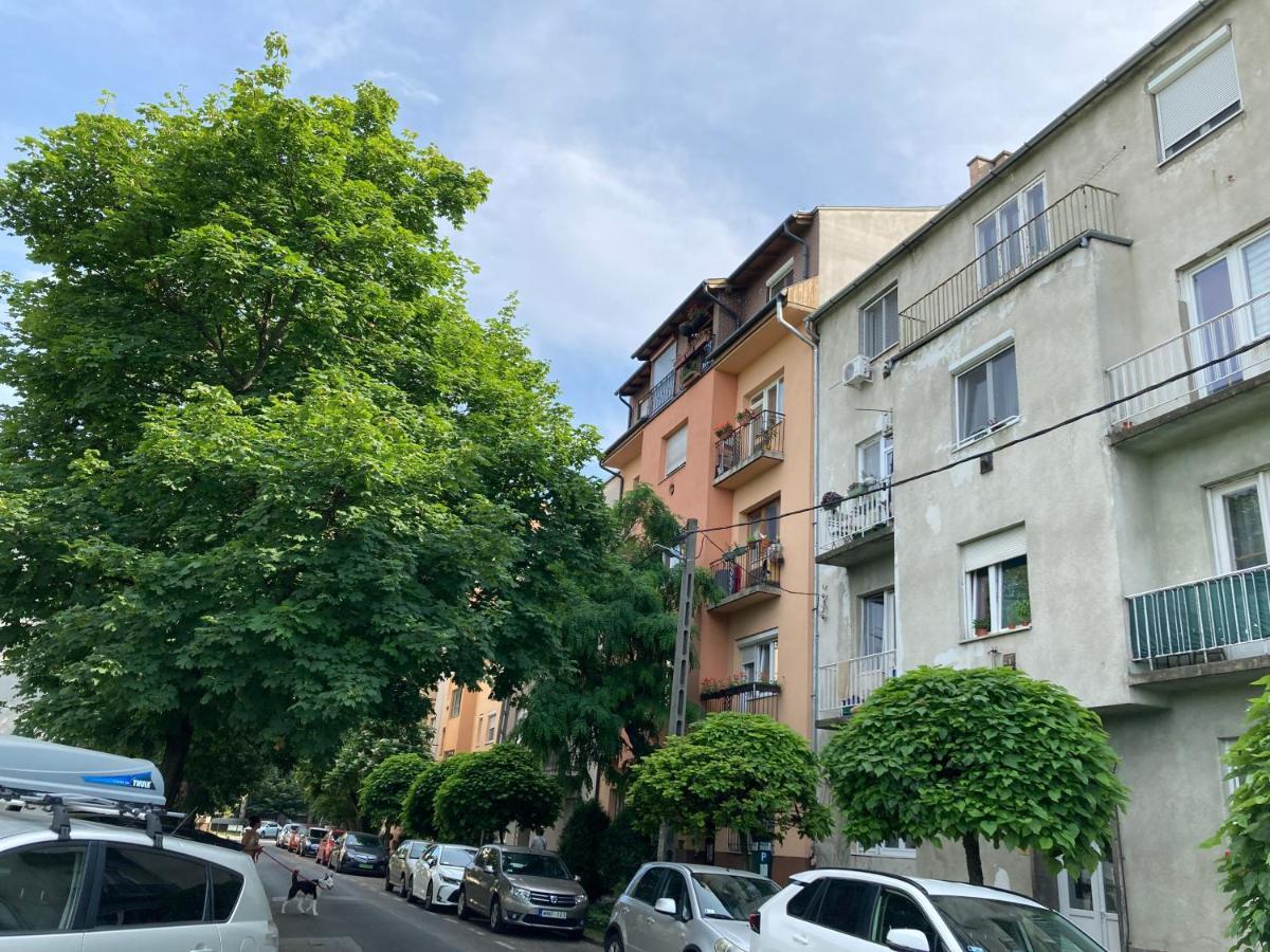 Carina Apartment Будапеща Екстериор снимка